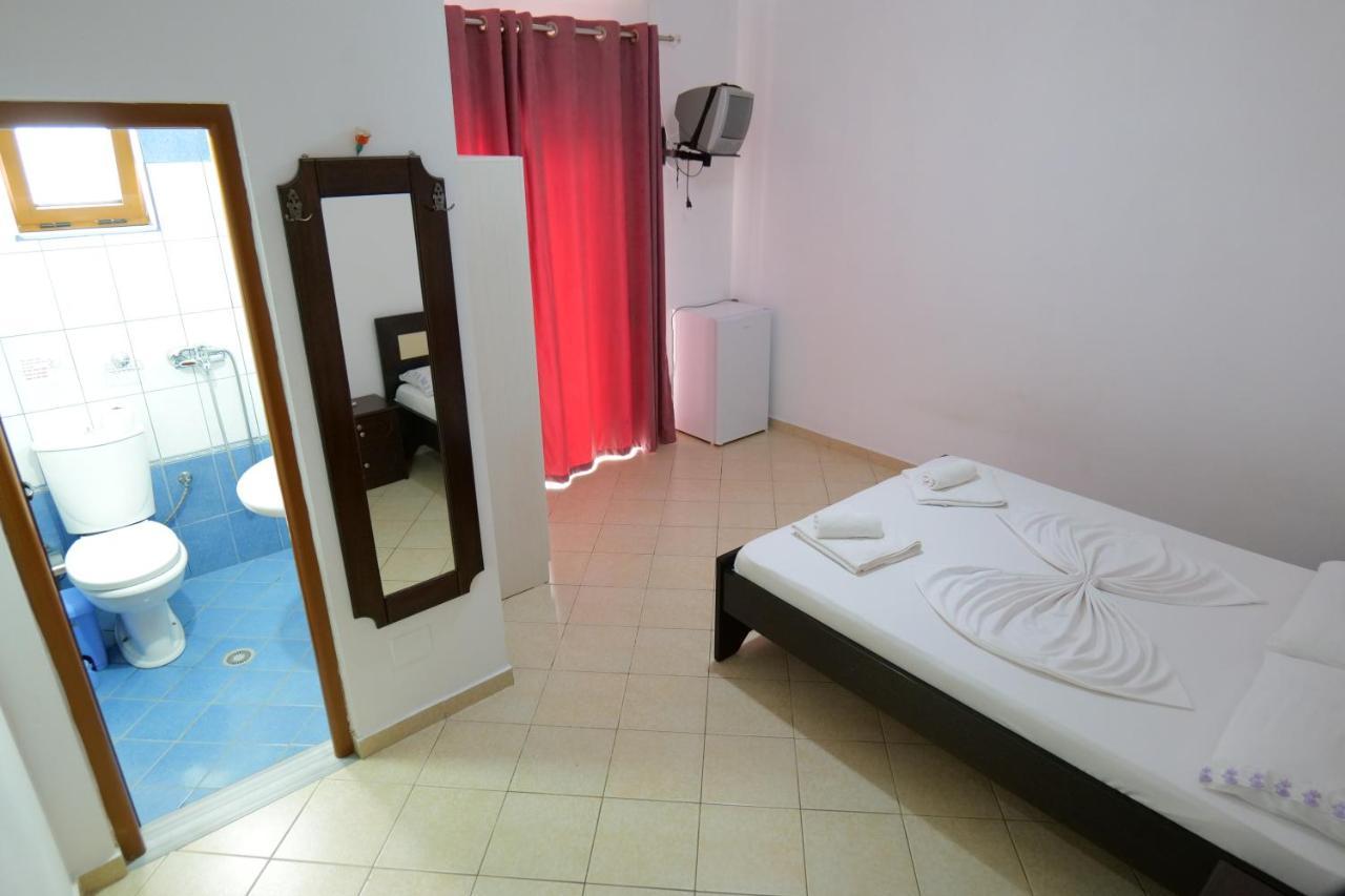 Vila Relax Ksamil Exteriör bild
