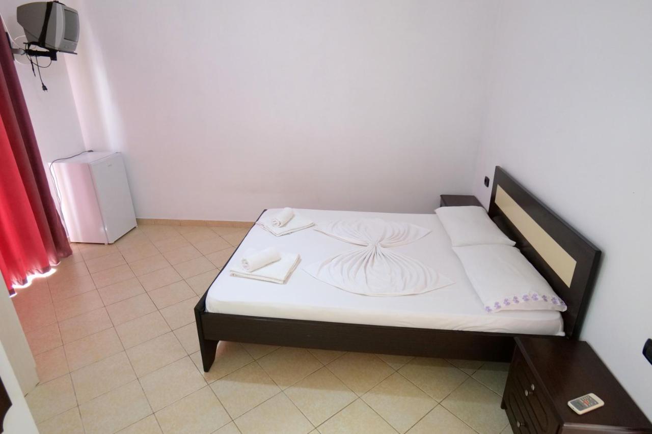Vila Relax Ksamil Exteriör bild